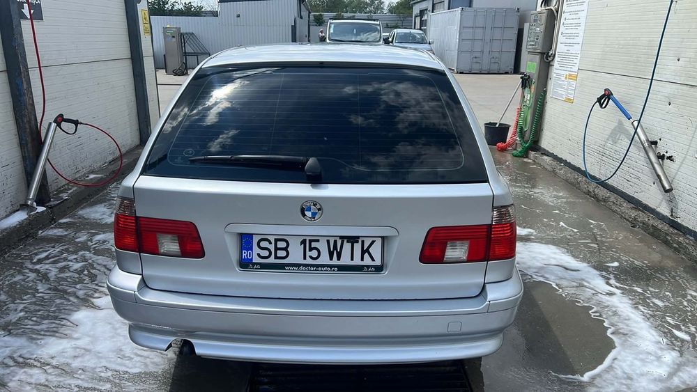 BMW 5 Series 2001 — imagine 2