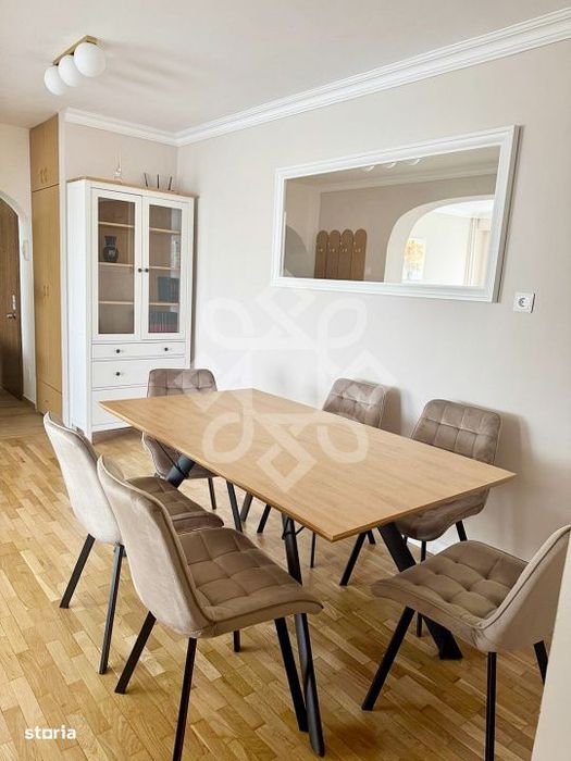 Apartament cu 4 camere de inchiriat ultracentral in Oradea