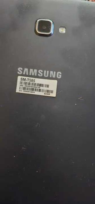 tableta Samsung sm t585 defecta