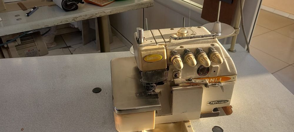 Продам швейные машины