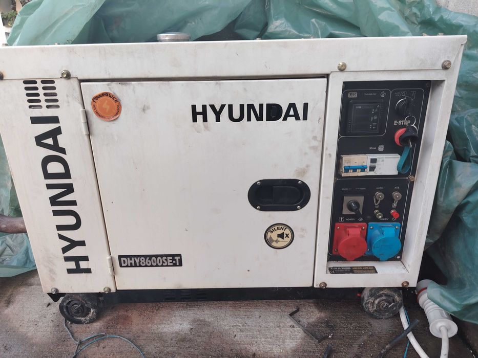 Generator trifazat Hyundai