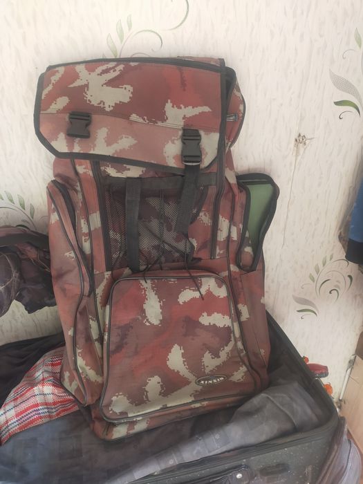 Рюкзак походный огромный
