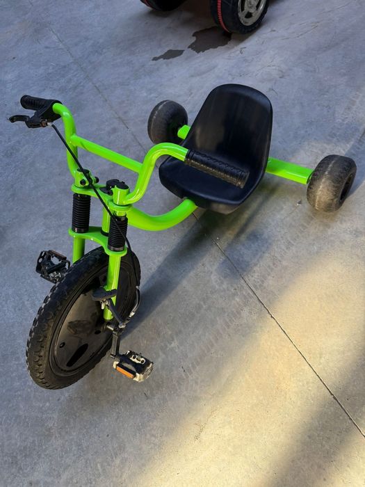 Mașinuțe copii ( vezi poze )