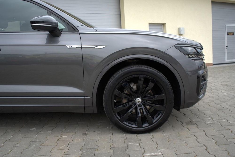 Volkswagen Touareg R-line