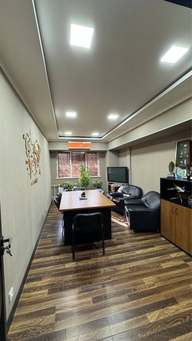 Офис Ц-4  Плов Сити 94 м2