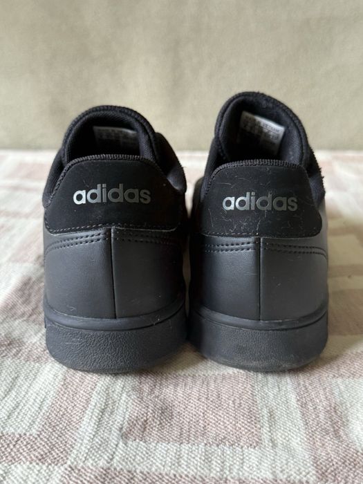 Adidas детски маратонки размер 36