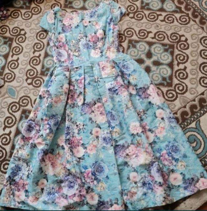 Все платья по 2000тг