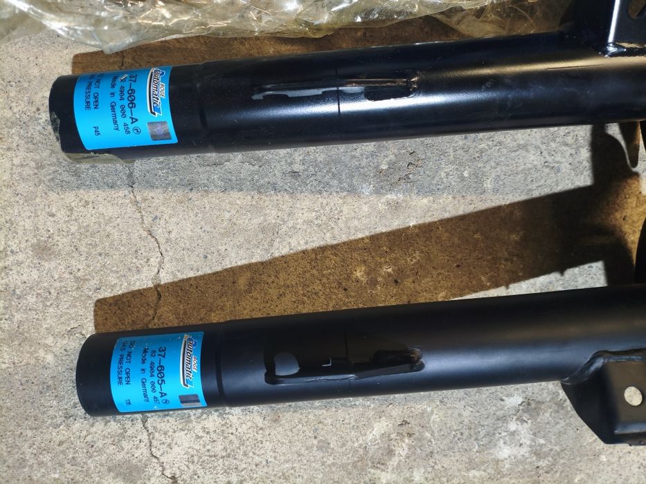 Новые Амортизаторы БМВ е38-34