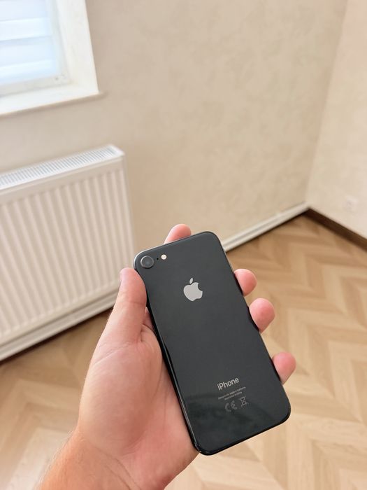 Iphone 8 ideal cu display stricat