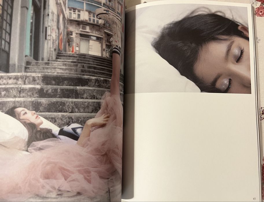 ДВА K-pop Red velvet албум