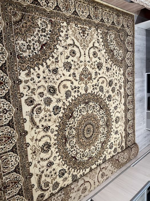 Продам ковры в связи ремонтам