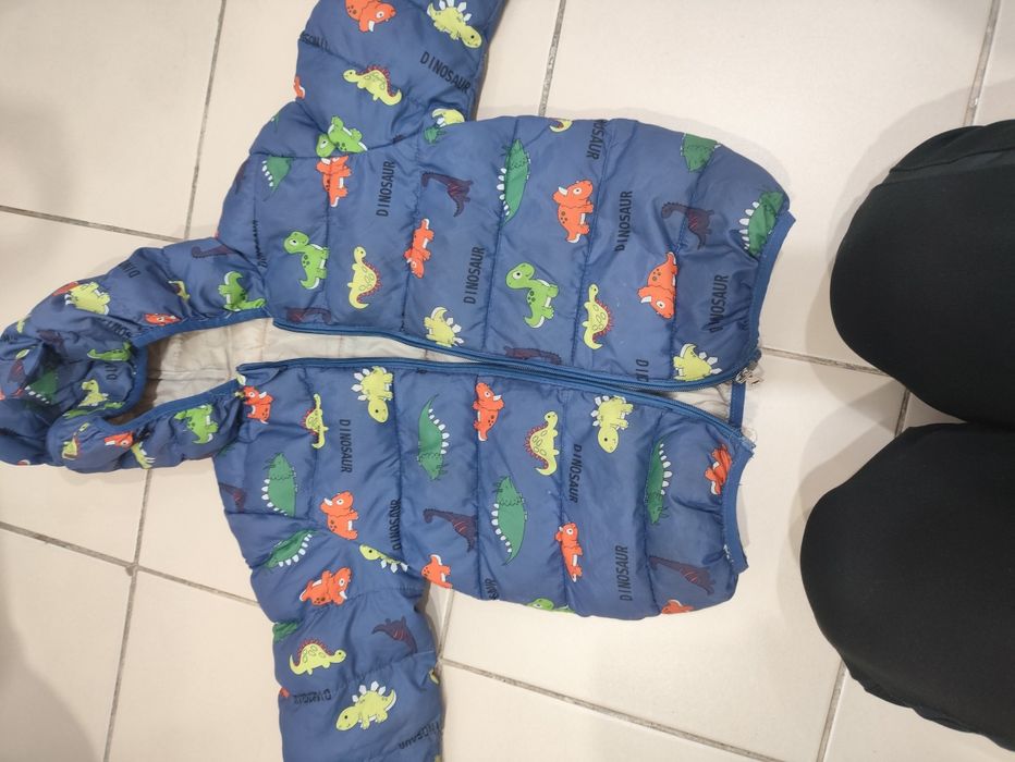 Продам детские вещи