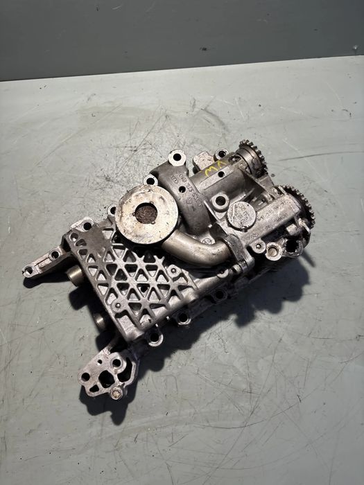 Pompa ulei 06B103535F Audi A6 2006