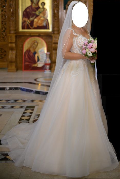 Vand rochie mireasa mărime S/M - PREȚ REDUS