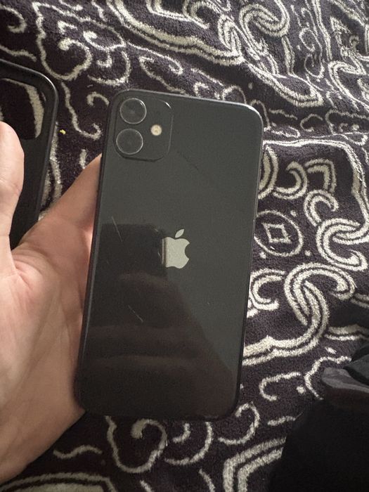 iPhone 11 черный 64 гб