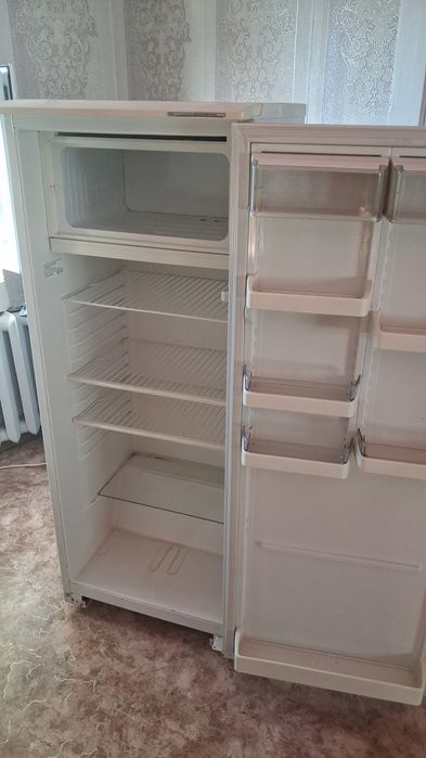 Продам холодильники