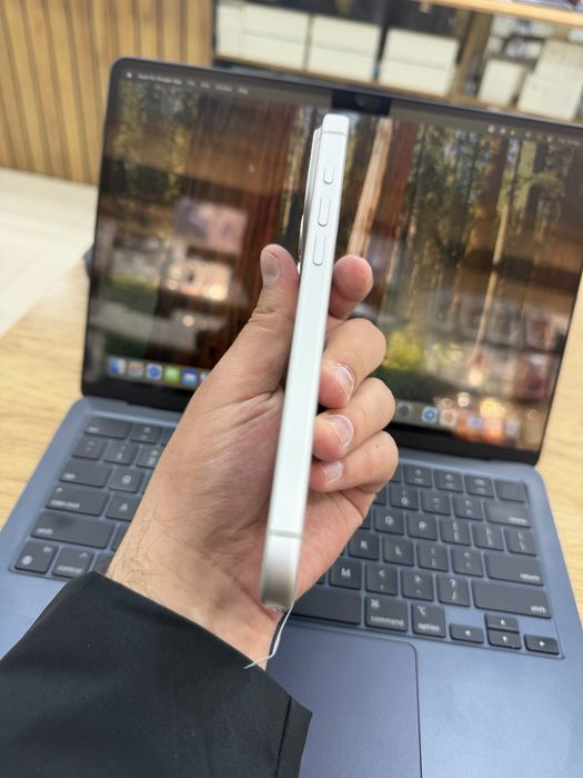 Iphone 17pro max 256 slver 1 E-sim