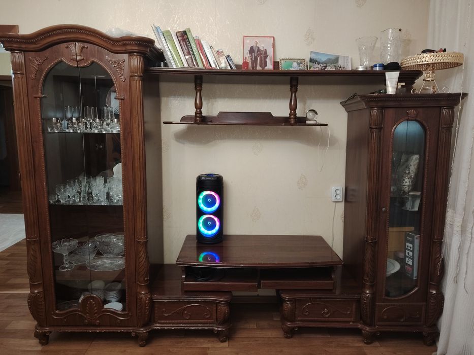 Продаётся стенка для гостиной