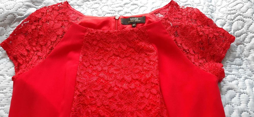 Rochie rosie ocazie