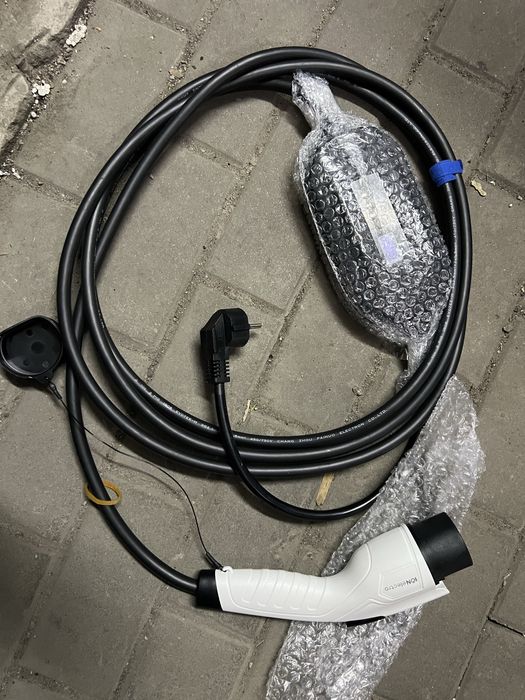 Продам зарядку 220w GBT срочно