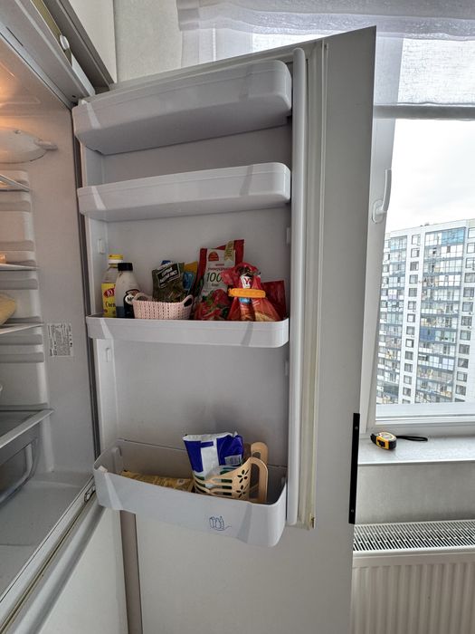 Продам холодильник