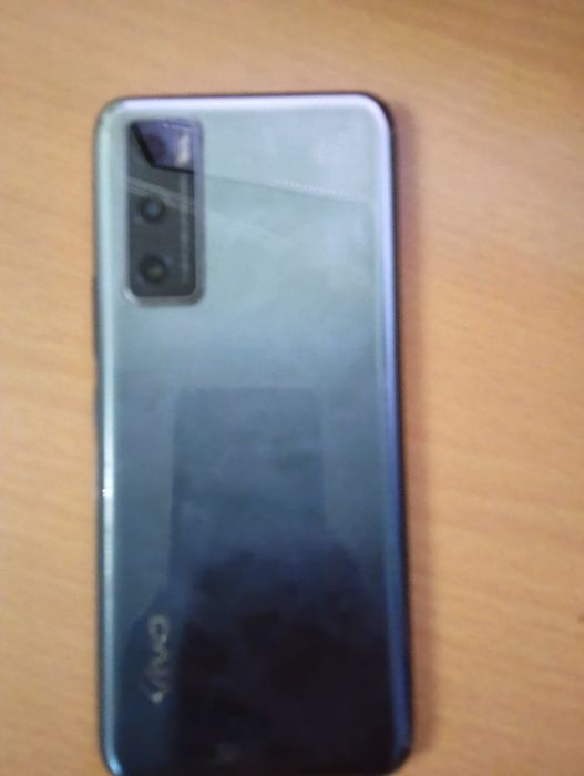 Смартфон Vivo V2023