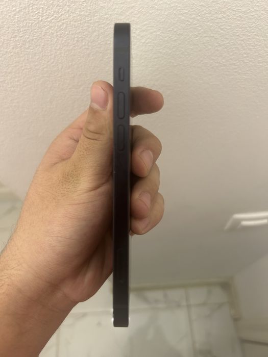 Iphone 12 емкость 80