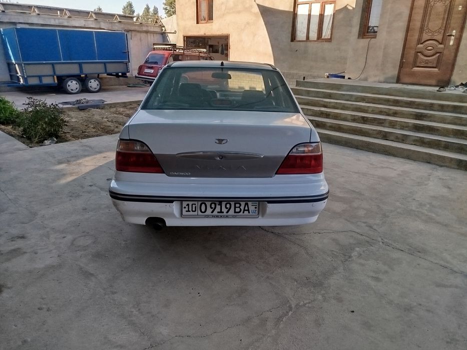 Продам автомобиль нексию сонс