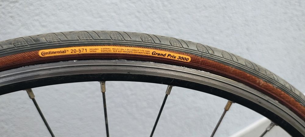 Cursiera / bicicleta sosea B'twin triban 3