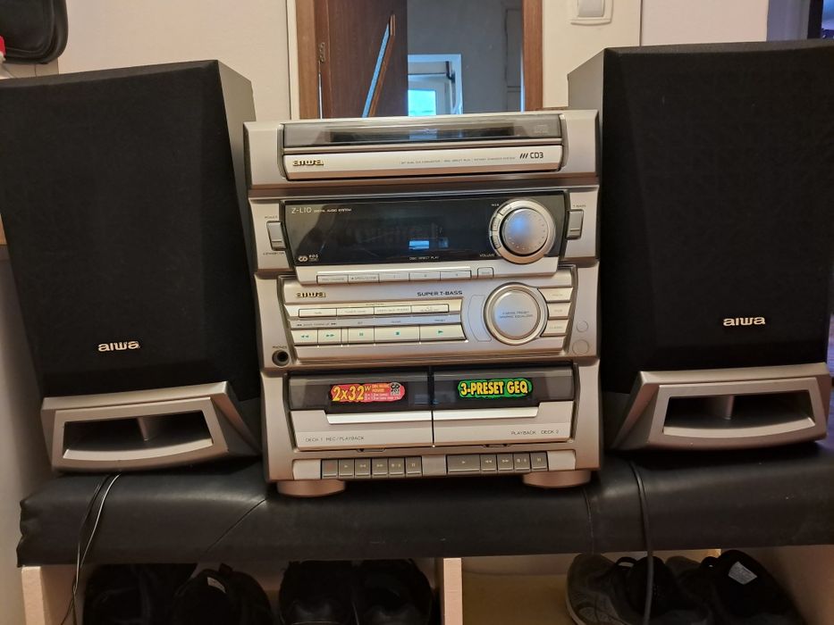 Combină muzicală Aiwa