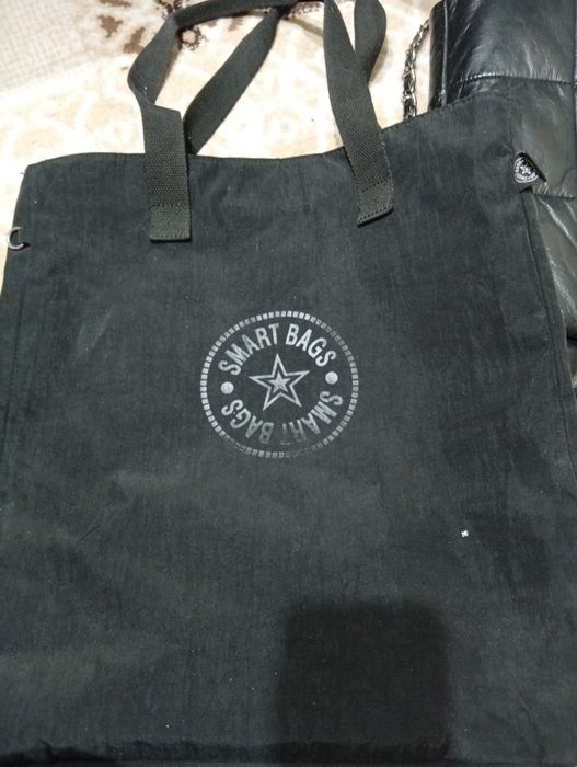 Черный шоппер унисекс.