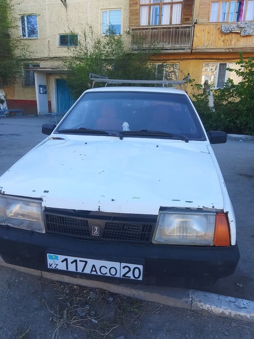 Ваз 21099.    ...