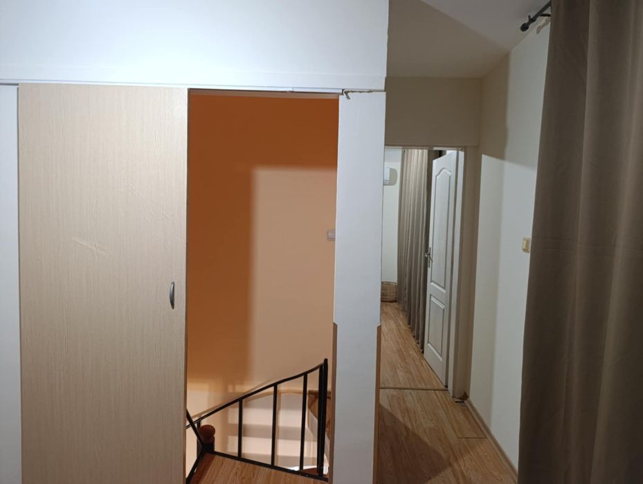 Къща под наем в с. Нови Хан