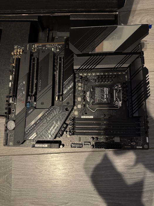 Rog Strix Z590-F Gaming Wifi