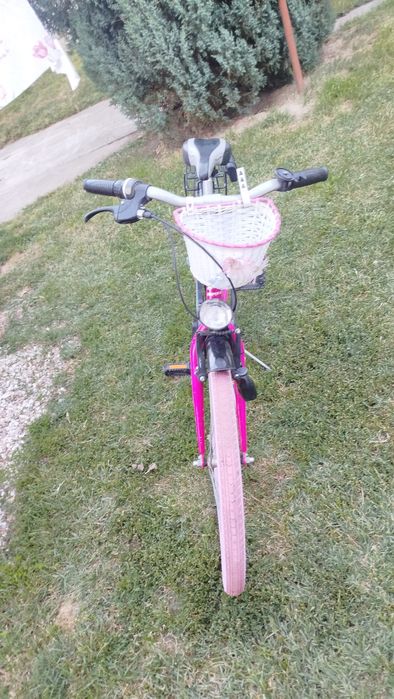 Bicicleta pentru fete