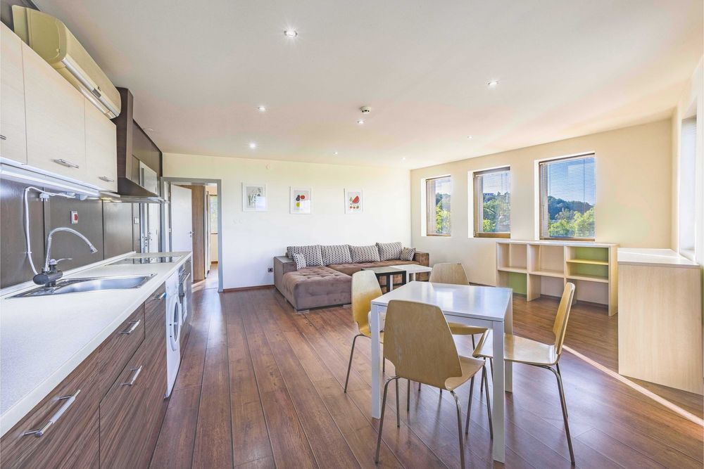 Продава се Двустаен апартамент в София, Слатина - 74 кв.м за 8 €/кв.м - Снимка #1