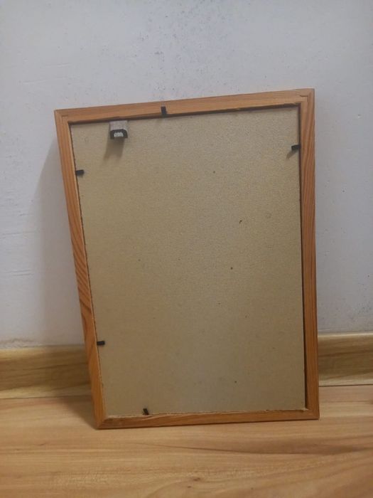 рамки настенные 50шт есть