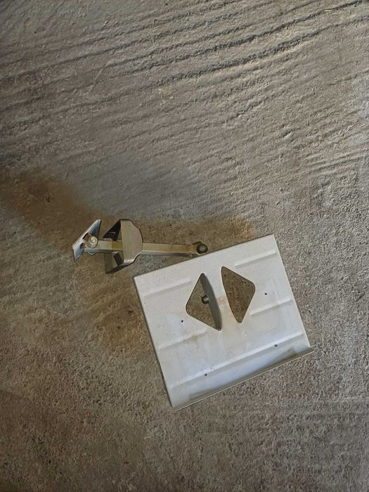 Suport TV pe perete reglabil