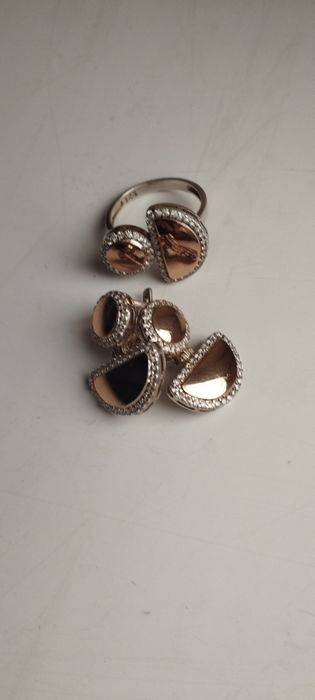 Роскошный комплект серьги и кольцо из серебра с позолотой