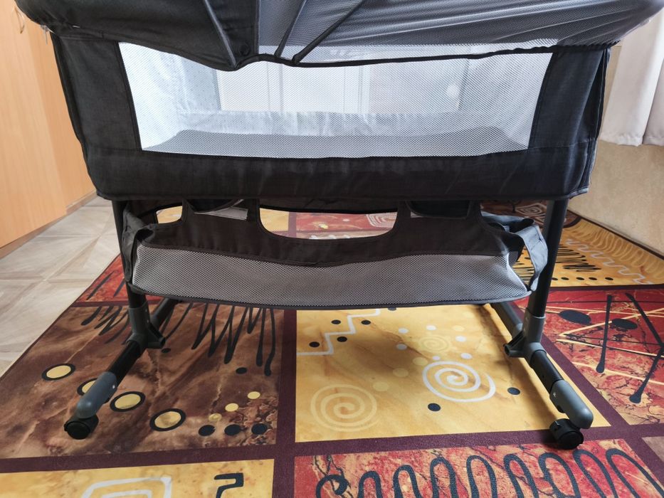 Продам манеж кроватку