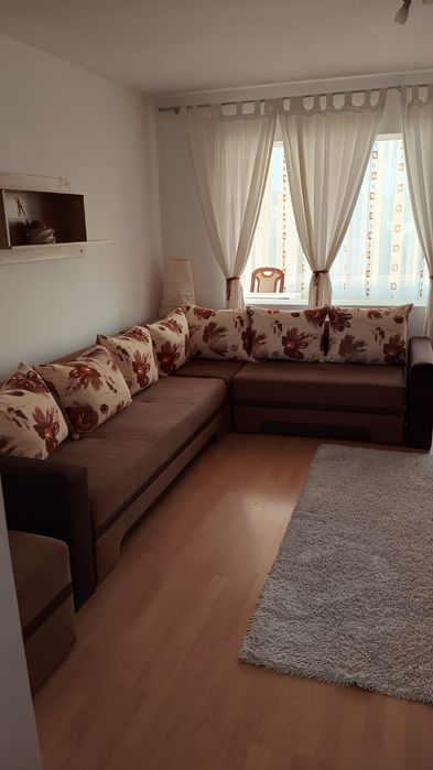 Închiriez apartament cu o cameră — fotografia 1