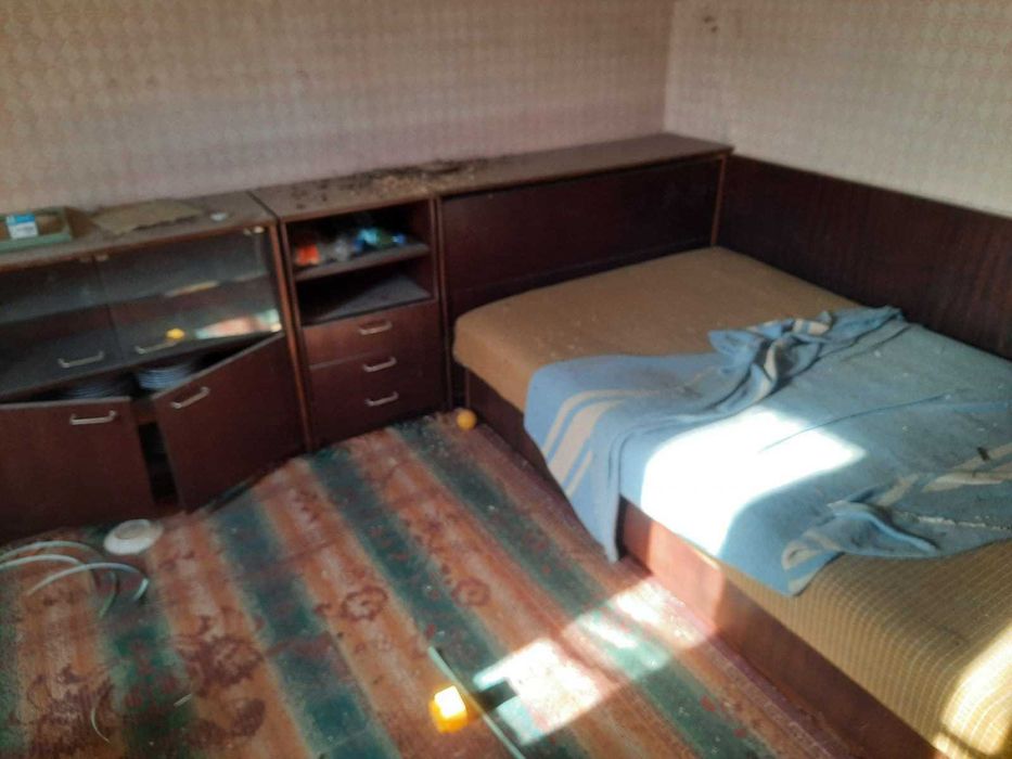 Продава се дворно място със стара къща  с. Неофит Рилски