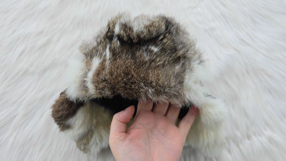 Шапка ушанка с естествен косъм