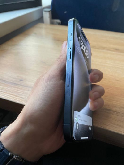 iPhone 15 Pro, 256 GB