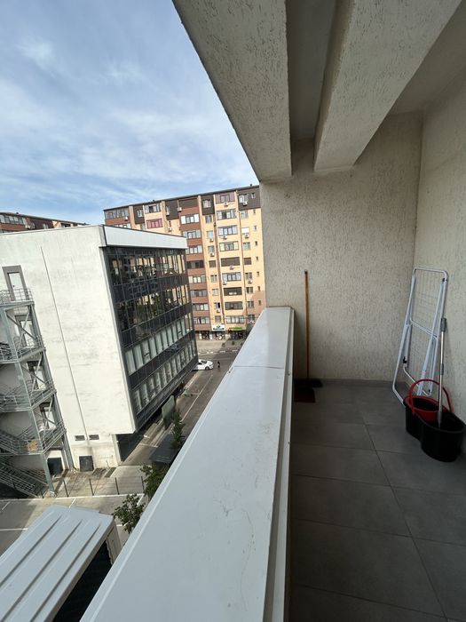 Inchiriez apartament Militari Residence