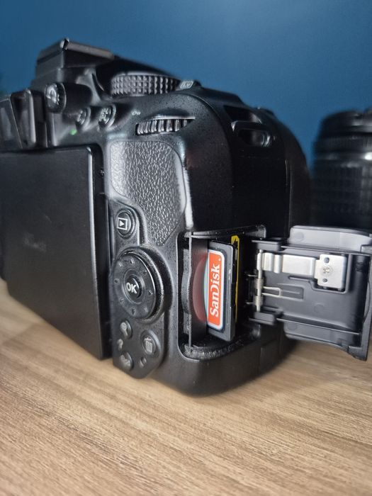 Фотоапарат Nikon D5300 DSLR + Nikkor 18-55mm