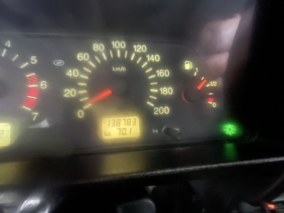 Табло уреди лада нива