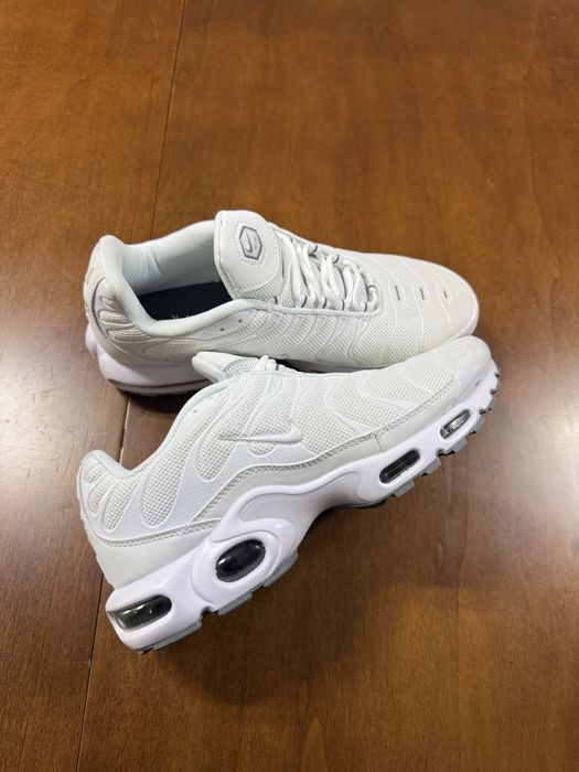Nike Air Tn 42 /43 /44 noi new
