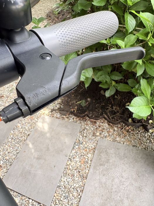Trotinetă electrică Ninebot KickScooter E2 Plus – 500 km – Brașov