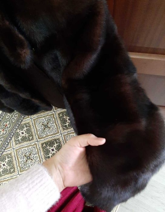 Шуба норковая продам
